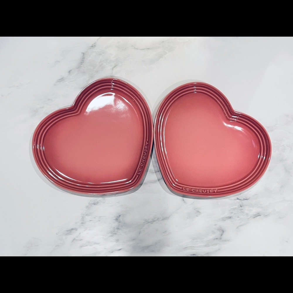 Le Creuset Heart Plates Set of 2 - Large